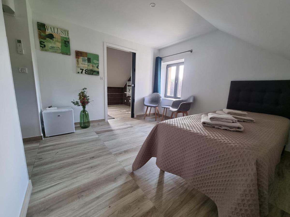 Bed and Breakfast Le 4 Монтиньяк Экстерьер фото